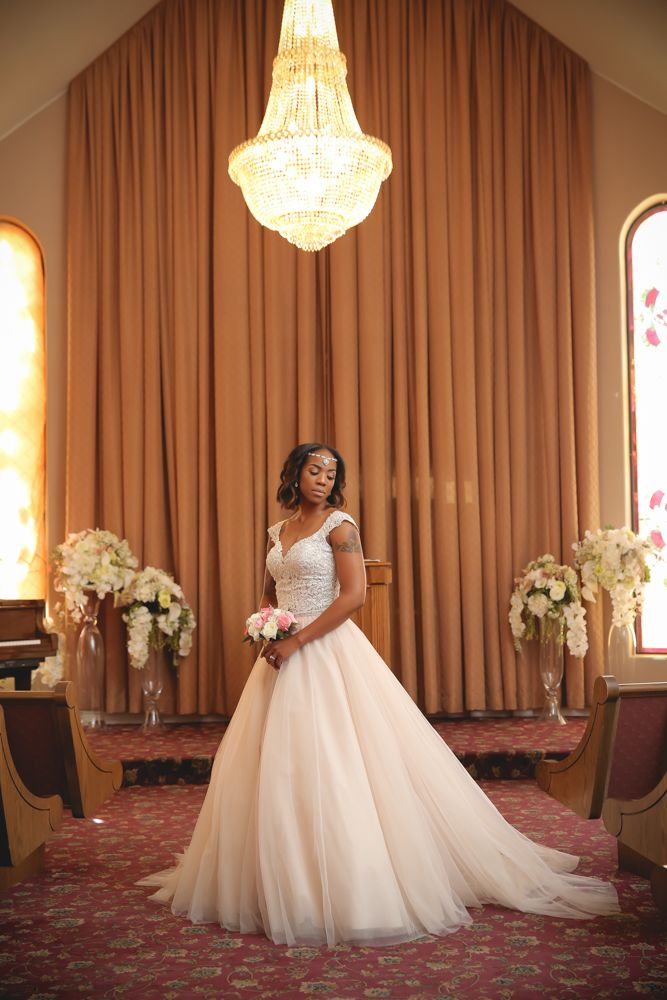 S4story Vegas Weddings Launches The Majestic Wedding Package In Gorgeous Bride Inside The Wedding Chapel At Vegas Weddings