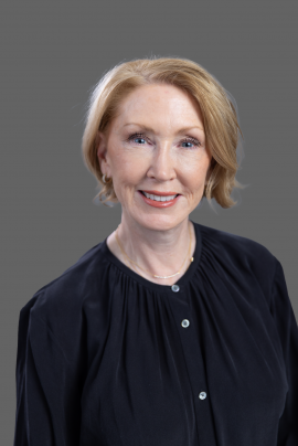 Tina Hasselbusch Headshot